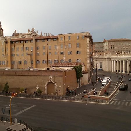 Steps From The Vatican Guesthouse Exterior photo